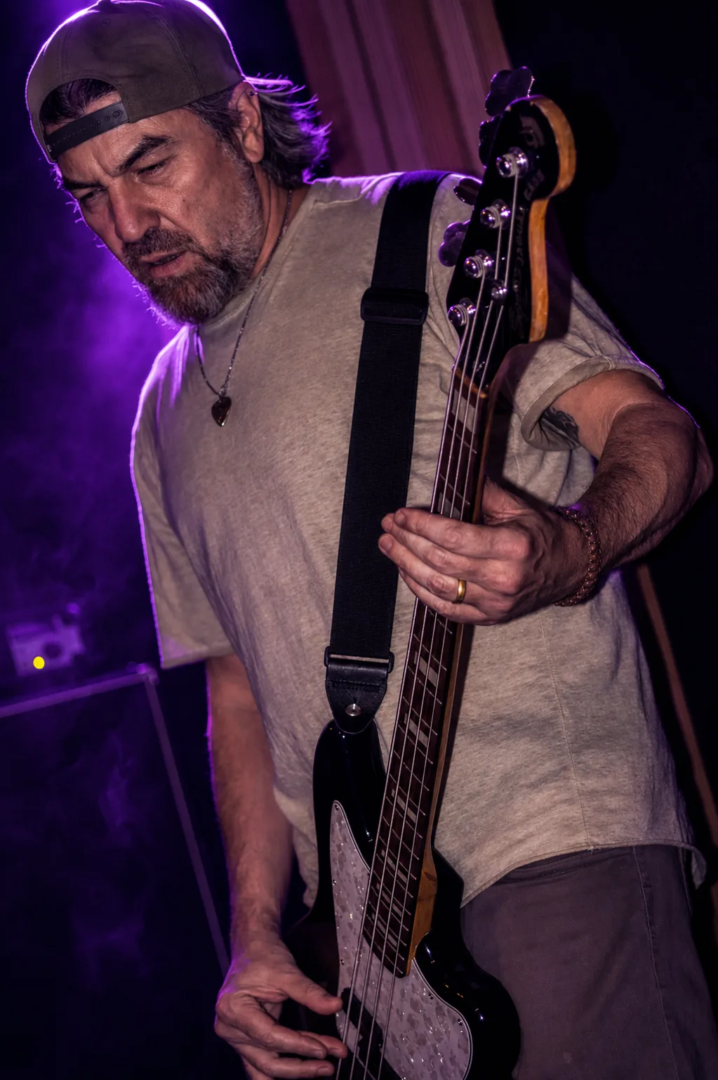 Leandro Forte — Baixo
